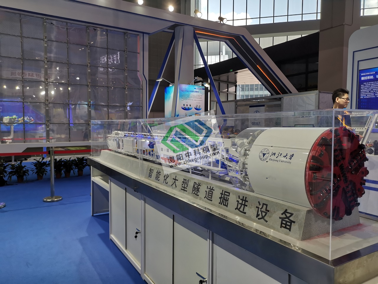 浙江大學(xué)大型掘進(jìn)機模型